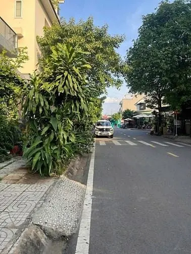 Nguyên Căn 2 Mặt Tiền Cạnh The Sun Avenue (9X19M) 4 Tầng. Giá 59Tr/Th