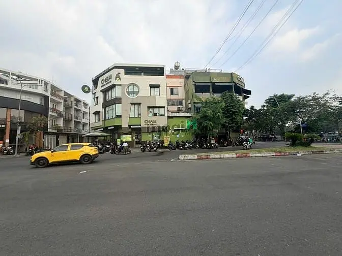 Cho Thuê Góc 2Mt Hoa Hồng – Khu Ăn Uống Hot Nhất Phú Nhuận