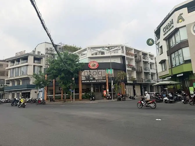 Cho Thuê Góc 2Mt Hoa Hồng – Khu Ăn Uống Hot Nhất Phú Nhuận