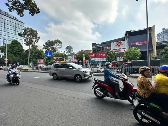 Khu Thương Hiệu Lớn - Mt Nguyễn Thái Học – 5.5X17.5M – Nhận Nhà Ngay