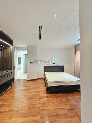 Cho Thuê Biệt Thự Dự Án Villa Riviera, Đường Giang Văn Minh, Q.2