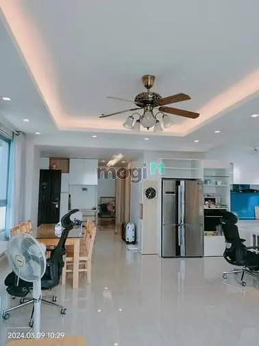 Bán Green Valley, Pmh, Dt 122M2 Lầu Cao Căn Góc