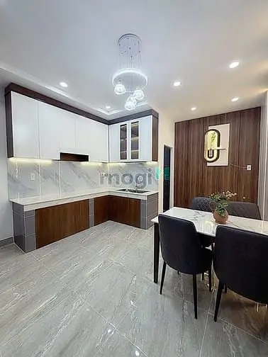 Chủ Giảm 100Trieu Cho Căn Nhà Hẻm Rộng 5Mét - Chủ Nhà Xây Mới Bê Tông