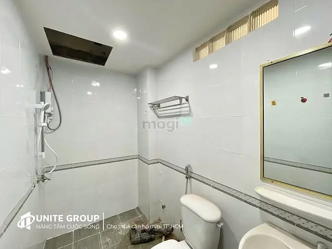 Căn Hộ Ban Công Thoáng Mát Trung Tâm Phú Nhuận Đường Phan Đình Phùng