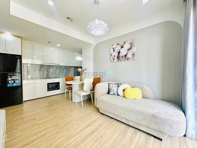 Bán Nhanh Chcc 2Tỷ550-Masteri Thảo Điền- Ntdd Cao Cấp- Đầy Đủ Tiệ Ích.