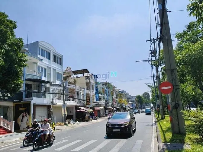 Góc 2Mtkd 1 Trệt 2 Lầu 12×20 Trần Văn Giàu