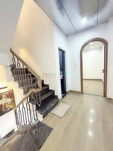 Chủ Giảm 100Trieu Cho Căn Nhà Hẻm Rộng 5Mét - Chủ Nhà Xây Mới Bê Tông