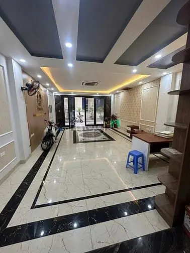 Bán Nhà Phân Lỗ Ngõ Ô Tô Đỗ Quang 60M2,6T Giá 36 Tỷ