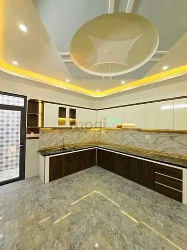 Nhà 1 Trệt 3 Lầu Ngay Trường Đh Tài Chính Marketting, Đường Võ Văn Hát