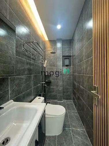 Căn Góc 2 Mặt Tiền Thông Thoáng 4 Ty 5