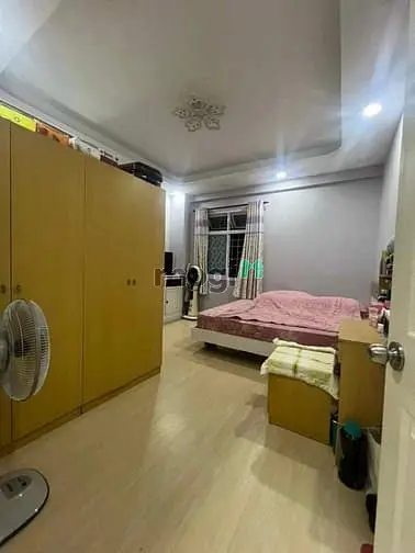 Định Cư Nước Ngoài Bán Gấp Cc Tôn Thất Thuyết Q4 50M2 Chỉ 1Tỷ380