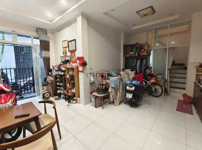 Lê Hồng Phong, Quận 10 – Hẻm Thông, 4 Tầng, 44M² – Chỉ 2.67 Tỷ