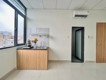 Phòng Mới Xây 100% Cửa Sổ Trời - Gần Chợ Bà Chiểu