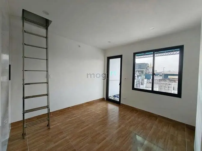 Bán Nhà Phú Thượng 35M, 5 Tầng, Thang Máy, Gần Phố Giá 8 Tỷ