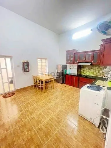 Bán Nhà Diện Tích Khủng Giá Mềm- 2Tỷ267 3Pn- Nhà Btct Kiên Cố