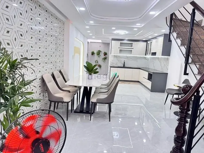 Nhà Đường Chiến Lược [4X18, 4Lầu, 5Pn, 4Toilet] 6,86Tỷ