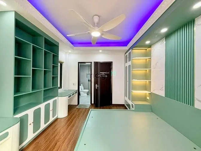 Bán Nhà Trần Cung – 36M – 5 Tầng– Gía 8 Tỷ – Ngõ Thông Ô Tô