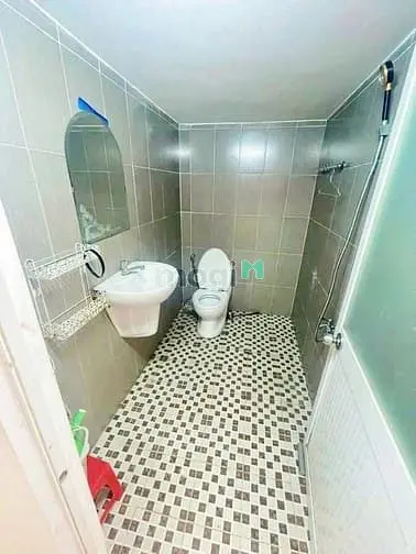 Bán Nhà Diện Tích Khủng Giá Mềm- 2Tỷ267 3Pn- Nhà Btct Kiên Cố