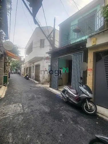 Nhà Hẻm Lạc Long Quân - Chợ Lý Thường Kiệt - Bắc Hải - 4 Tầng