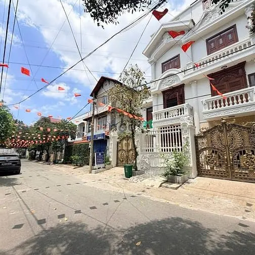 Cần Tiền Bán Gấp Nền Biệt Thự Mặt Tiền Đường Thuỷ Lợi P.phước Long