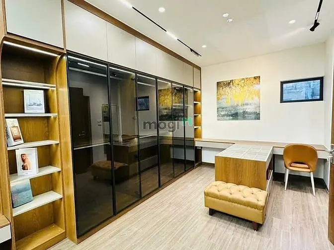 Bán Nhà Xuân Đỉnh 35M2 X 5T, Thang Máy, Cách Phố 30M, Mỗi Tầng 1 Phòng