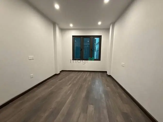 Bán Nhà Võ Chí Công 45M2 X 6T, Thang Máy, 1 Nhà Ra Phố, Kinh Doanh,