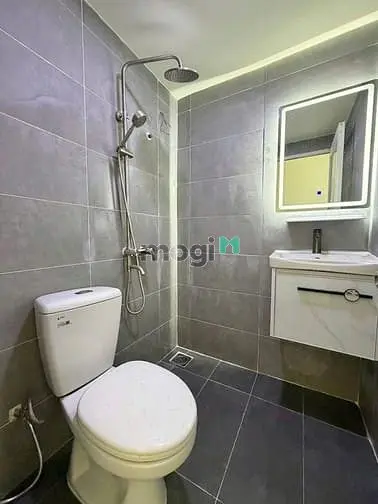 Chung Cư Nguyễn Trãi, P9, Quận 1, 70M2, 2Pn, 1Wc, Nội Thất, 11Tr5/Thán