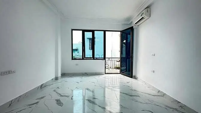 Tôi Cần Bán Nhà Ngõ Vĩnh Hưng, Giá 6.98 Tỷ, 25M2X6T, Ngõ Thoáng, Ảnh T