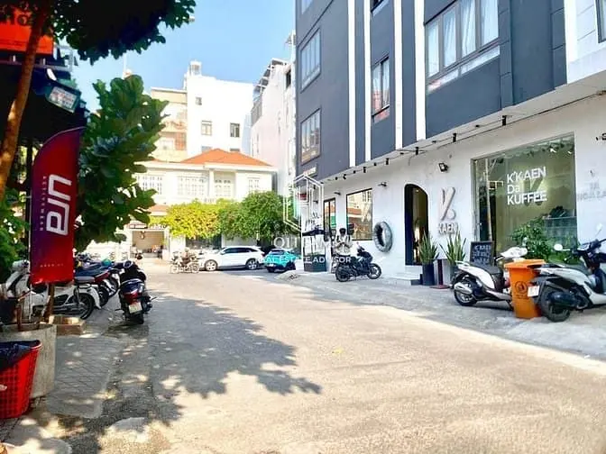 Gía Rẻ 43Tr - Cho Thuê Nhà Mặt Tiền Hoa Lan, Phú Nhuận - 4X20M, 4Tầng