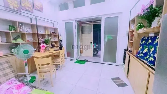 Bán Căn Hộ Tầng Trệt Quận 3 Nguyễn Thiện Thuật, 55M2, 2 Pn, Nhỉnh 3 Tỷ