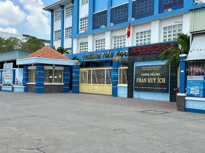 Nhỉnh 13 Tỷ Có Nhà 5 Lầu Đẹp Hxt Phan Huy Ích 68M2 T.máy Km Nội Thất.