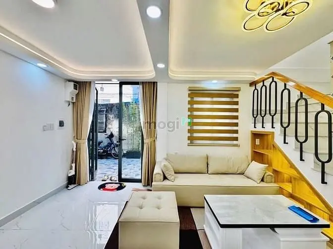 🔥 Siêu Phẩm Ngay Phan Đăng Lưu - Sát Mặt Tiền - 3 Tầng Btct 4Pn 5Wc -