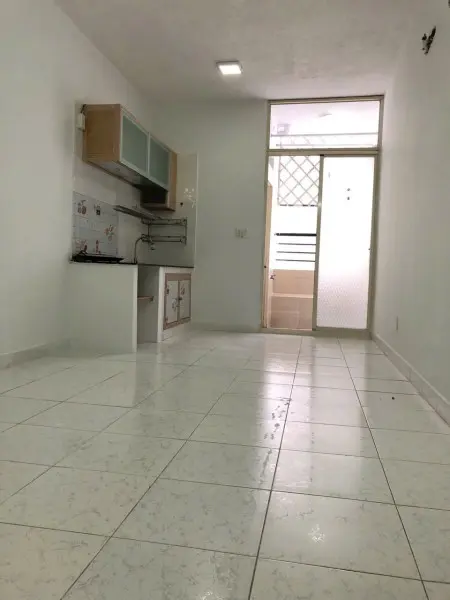 Chung Cư Bàu Cát Thang Bộ 1P Ngủ Giá 5Tr/Th