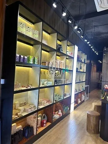 Trệt Lầu - Cho Thuê Mặt Bằng Mặt Tiền Nguyễn Công Trứ, Quận 1- Giá 6X