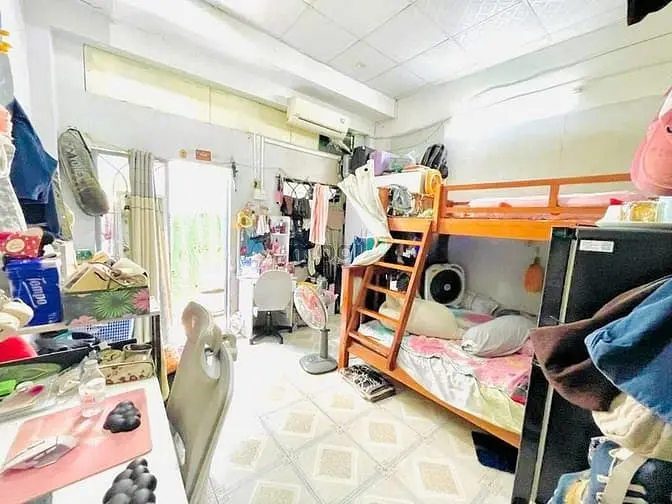 Bán Đất Tặng Nhà 3 Tầng 40M2 (4M X 10M) - Ngay Hàng Xanh Giáp Q.1