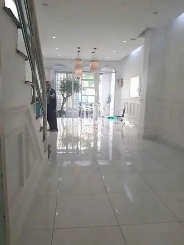 Cho Thuê Nhà Mặt Tiền Trần Nhật Duật, Quận 1 - Gía Tốt, Nhà Đẹp 4X20M