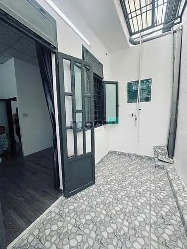 Nhà 1 Lầu Lê Thị Riêng,P.thới An, Dt: 4X8M, Nhà Đẹp, 2Pn, Ban Công