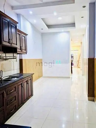 Ngộp Giảm Sâu 10 Tỷ Về 8.9 Tỷ - Bán Nhanh Nhà Mặt Tiền Trần Bình Trọng