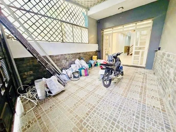 Ngộp Giảm Sâu 10 Tỷ Về 8.9 Tỷ - Bán Nhanh Nhà Mặt Tiền Trần Bình Trọng