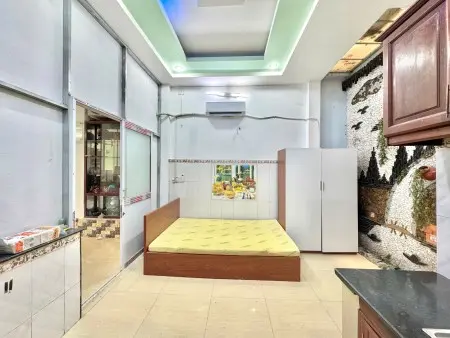 Phòng Máy Lạnh 25M2 Gần Cđ Fpt Và Siêu Thị E Mart Phan Huy Ích