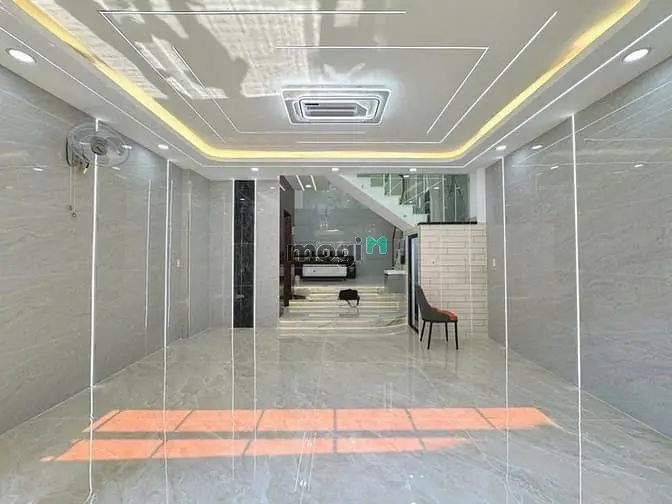 Chính Chủ Bán Nhà Có Thang Máy Đường Hương Lộ 2: 5.3Mx12M Đúc 4.5 Lầu