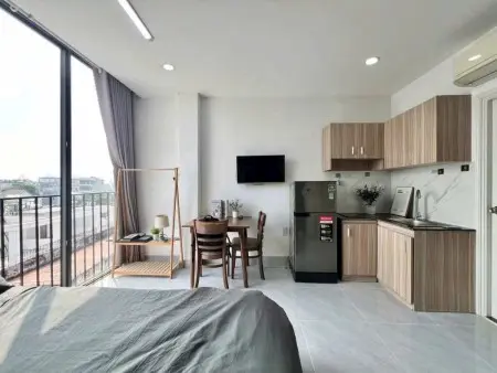 Studio View Kính Ngay Lũy Bán Bích- Thoại Ngọc Hầu Full Nội Thất