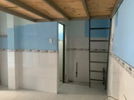 Phòng Mặt Tiền Đường Lớn Có Gác