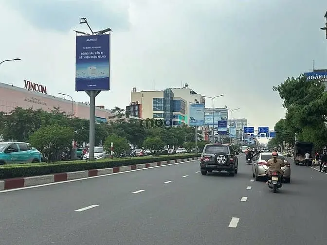 Cc Gửi Bán Nhà Mt Ngay Cv Hoàng Văn Thụ 163M2 Ngang 11M 5 Lầu 28 Tỷ