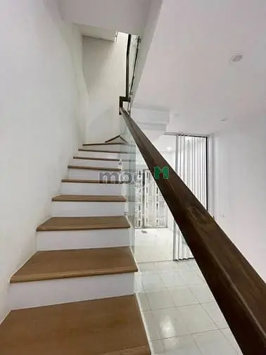 Bán Nhanh Nhà Tập Thể Tầng 1 Lò Đúc, Giá 7.2 Tỷ, Tổng Dtsd 100M2, Ảnh