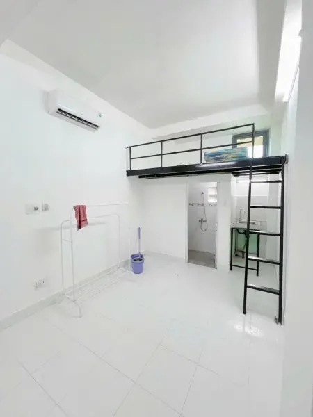Phòng Máy Lạnh Có Gác Cửa Sổ Trời, Dưới Trệt Ngay Vòng Xoay Cây Gõ, Hồng Bàng, Q.11