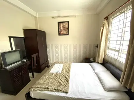 Phòng Tiện Nghi, Thang Máy, 2.4Tr - Ngay Công Viên Phần Mền Quang Trung -Q.12