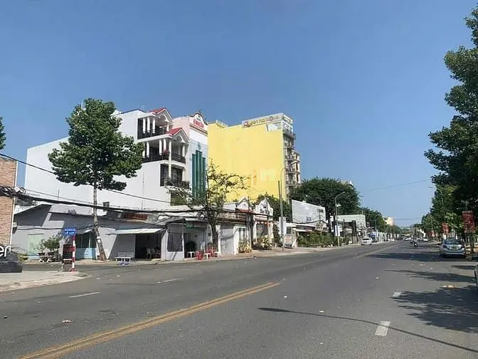 Nền Đẹp Mặt Tiền Đường Lê Lợi, Ninh Kiều, Cần Thơ - 31.5 Tỷ