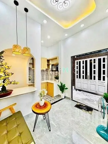 🔥 Nhà Đẹp Ngay Lô Góc Thế Này Mà Chỉ Có Nhỉnh 2 Tỷ 📍 Phường 15_ Tb