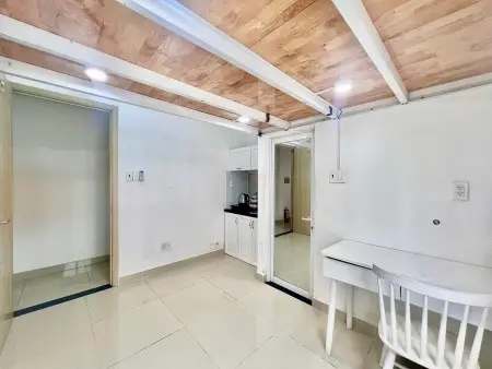 Phòng Gác Lửng Mới Xây Ngay Hoàng Hoa Thám